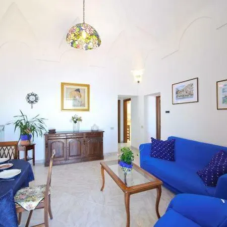 Casa vacanze Sleeps 5 Air Con Wifi Praiano